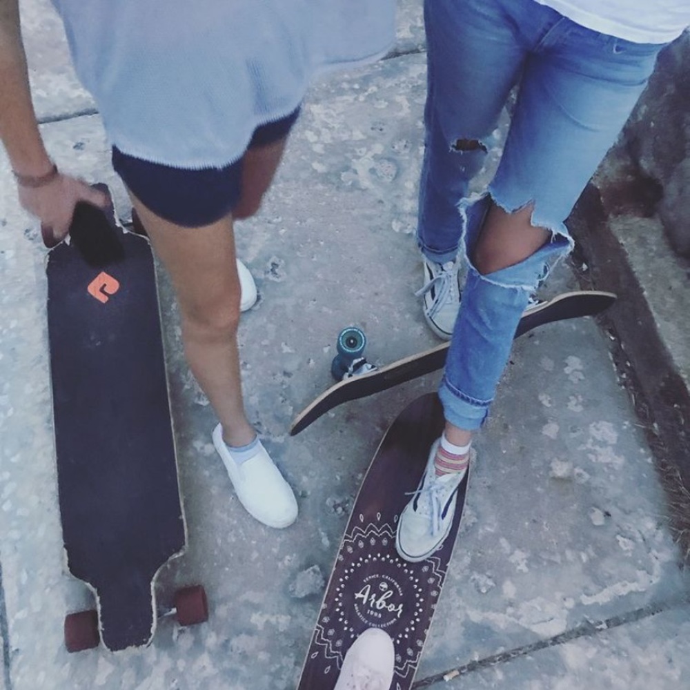 Ripped straight jeans